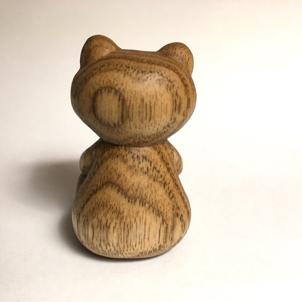 Hand Carved Wooden Bear with Natural Gem Stone - Picture 3 of 4